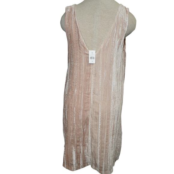 LOFT Crushed Velvet Sleeveless Shift Dress – Blush Pink Ombre – Size 10 – NWT - Picture 2 of 6